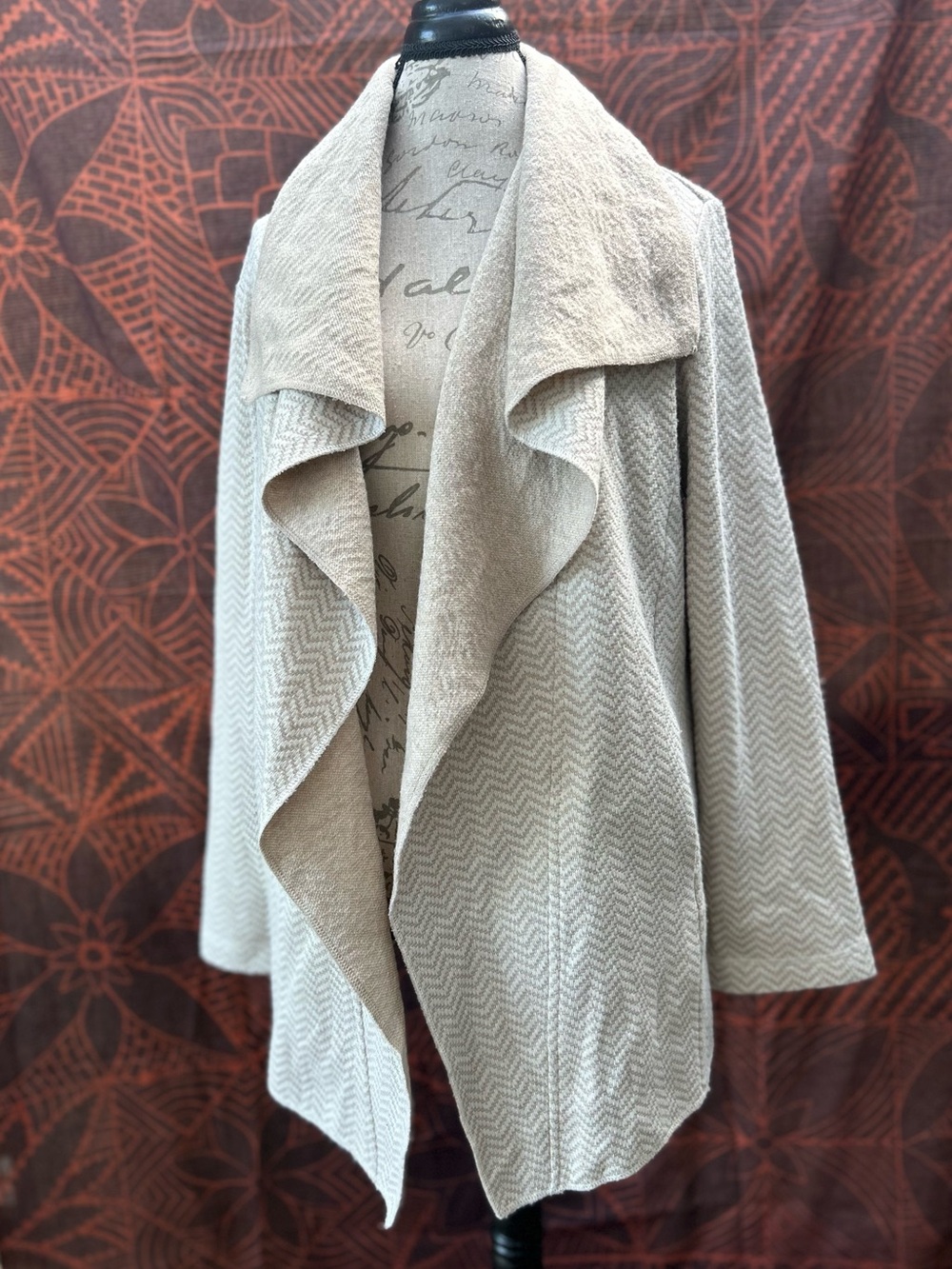 Adrienne Vittadini Open-Front Draped Cardigan in Light Beige